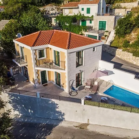 Villa Beautiful Libero With A Pool Jacuzzi Sauna