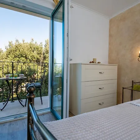 Villa Beautiful Libero With A Pool Jacuzzi Sauna Makarska